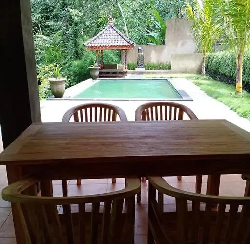 Mambul Garden Private アパート